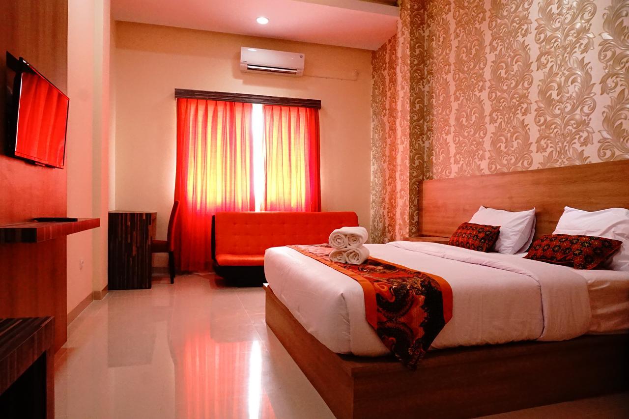 New D'Dhave Hotel Padang  Zewnętrze zdjęcie